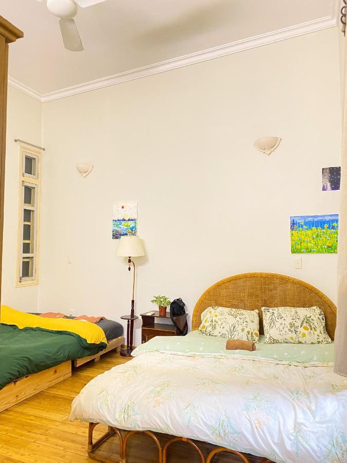 Chu Nhat Cafe & Homestay - So 1 Ngach 38 Ngo 5 Tu Hoa, Tay Ho - Co So 2 Bed & Breakfast